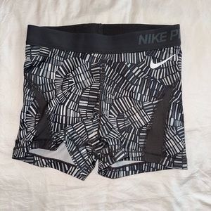 Nike Pro Grey Patterned Spandex Size Small